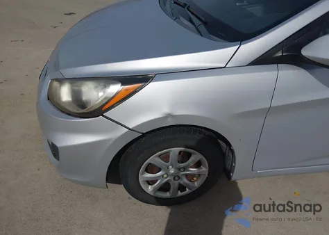 2013 Hyundai Accent Gls z USA, uszkodzony, nr VIN KMHCT4AE0DU463952